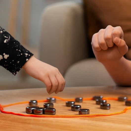 MagnetDrop - Det Roliga Familjespelet